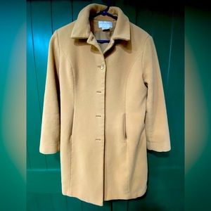 Wool tan/camel coat
